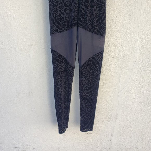 Blackmilk Burned Velvet Sheer Spartan Leggings - Picture 6 of 8